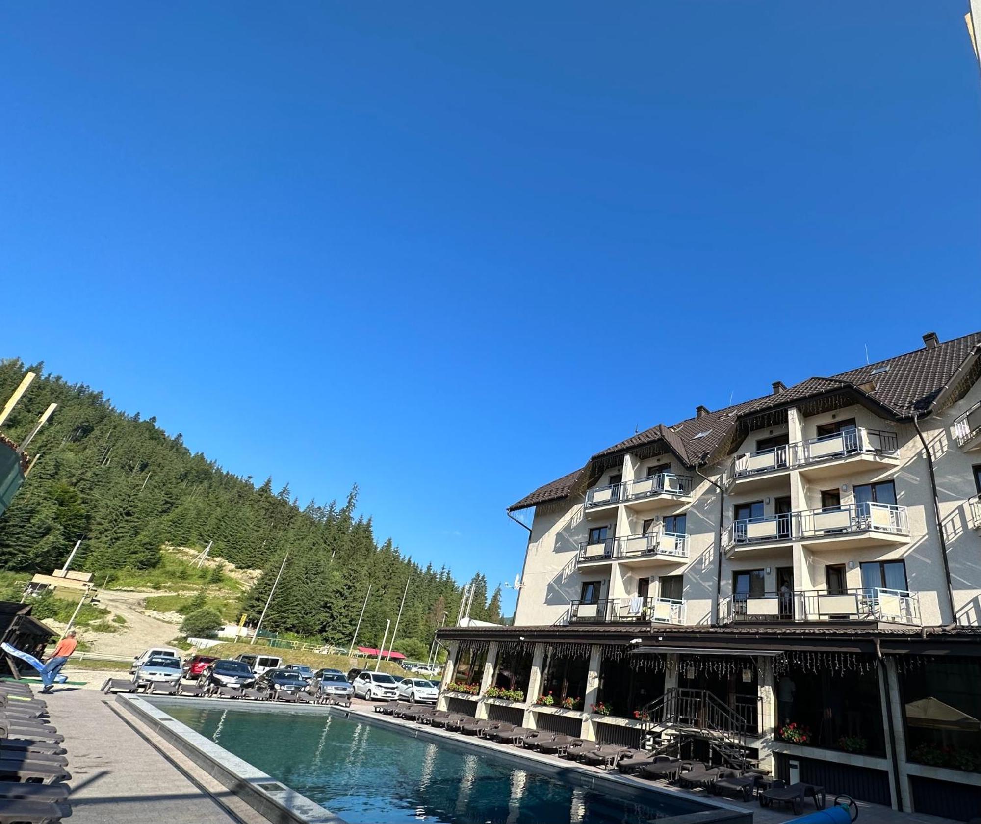 Continental Spa Resort Bukovel Exterior foto