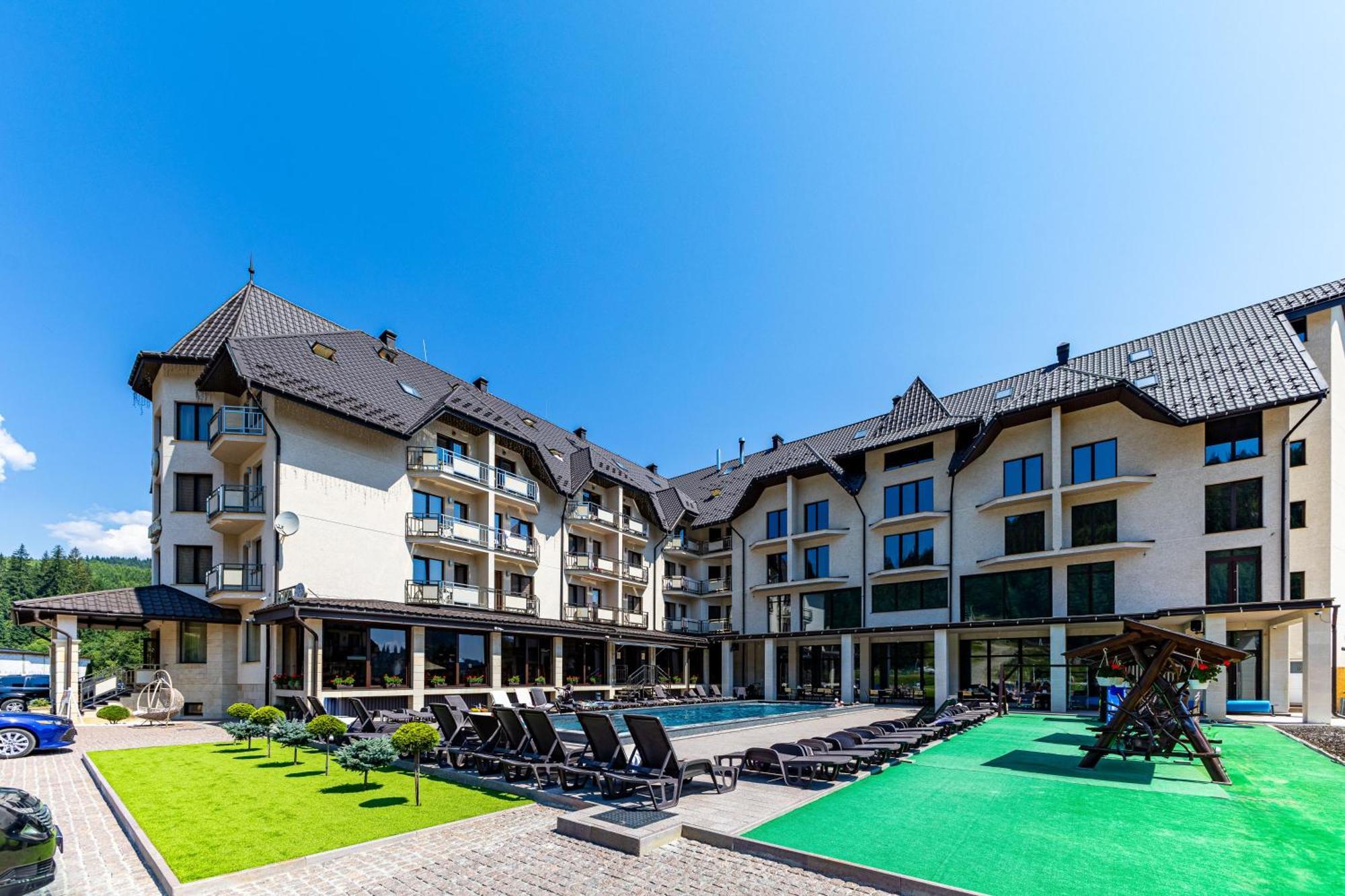 Continental Spa Resort Bukovel Exterior foto